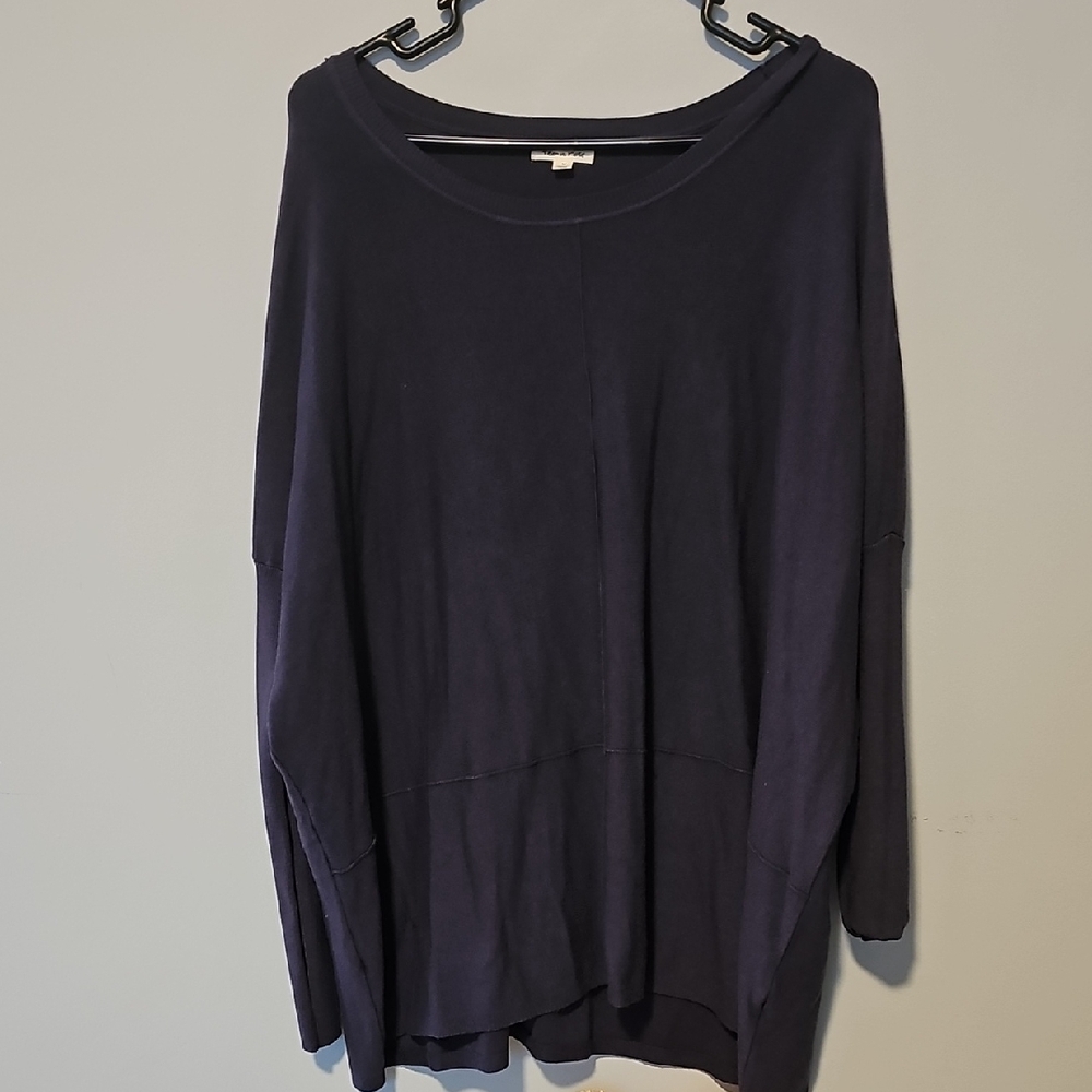 Women's Navy Top